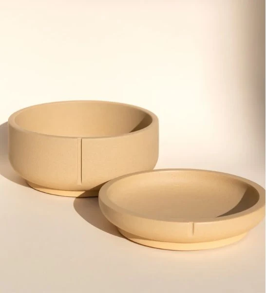 Pino Sand-made Classic Feeder Camel Brown Medium 18x8cm