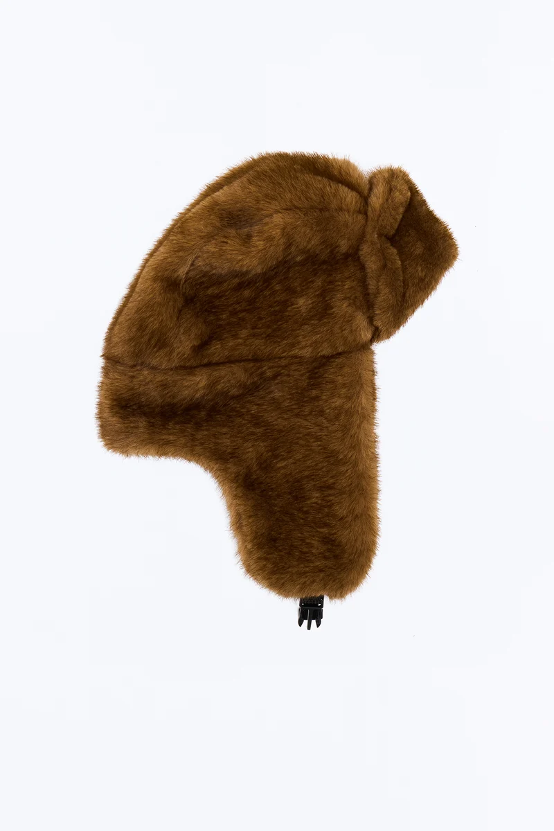 When In Aspen Beanie - Brown/combo