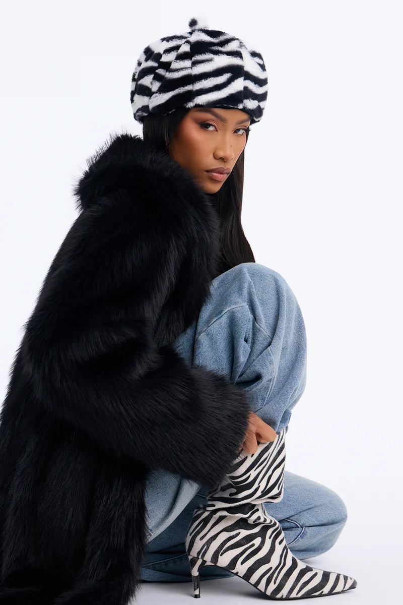 Stripe Society Faux Fur Beret - Black/White