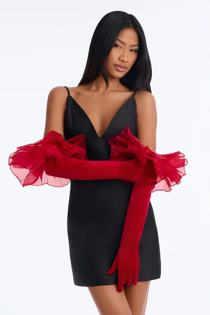 Feeling Extravagant Stretch Velvet Gloves - Burgundy