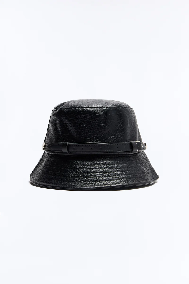 Street Style Faux Leather Bucket Hat - Black