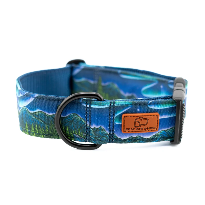 Luminous Peaks Collar