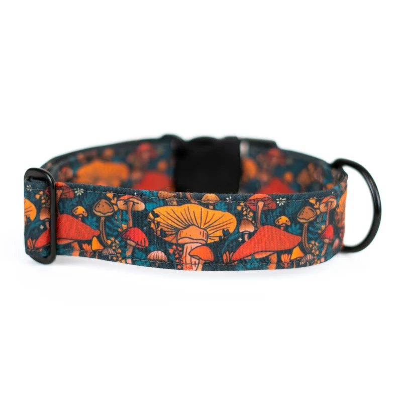 Midnight Mushroom Collar