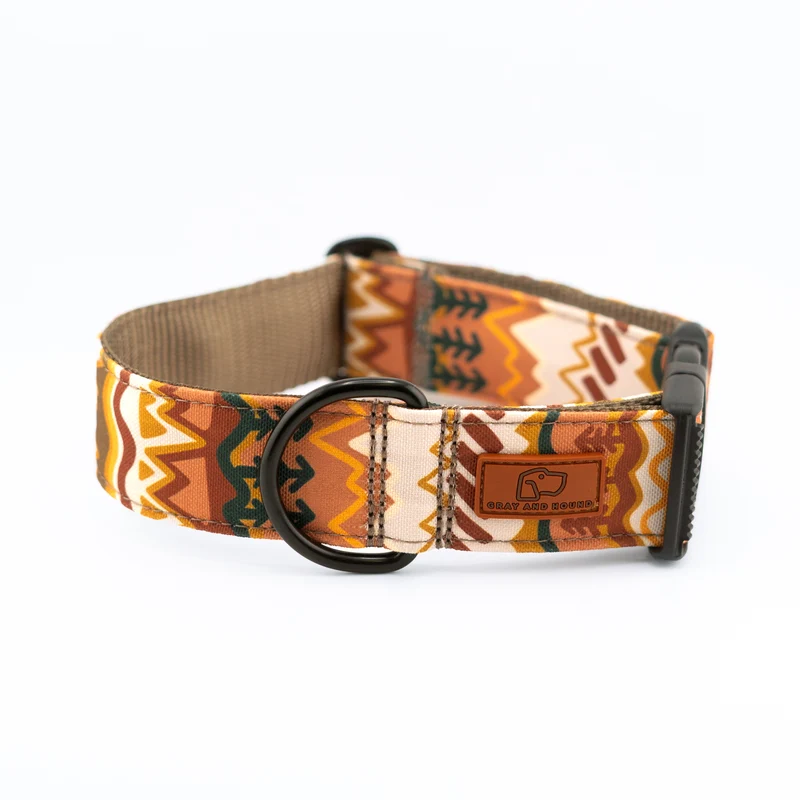 Elements in Brown Collar