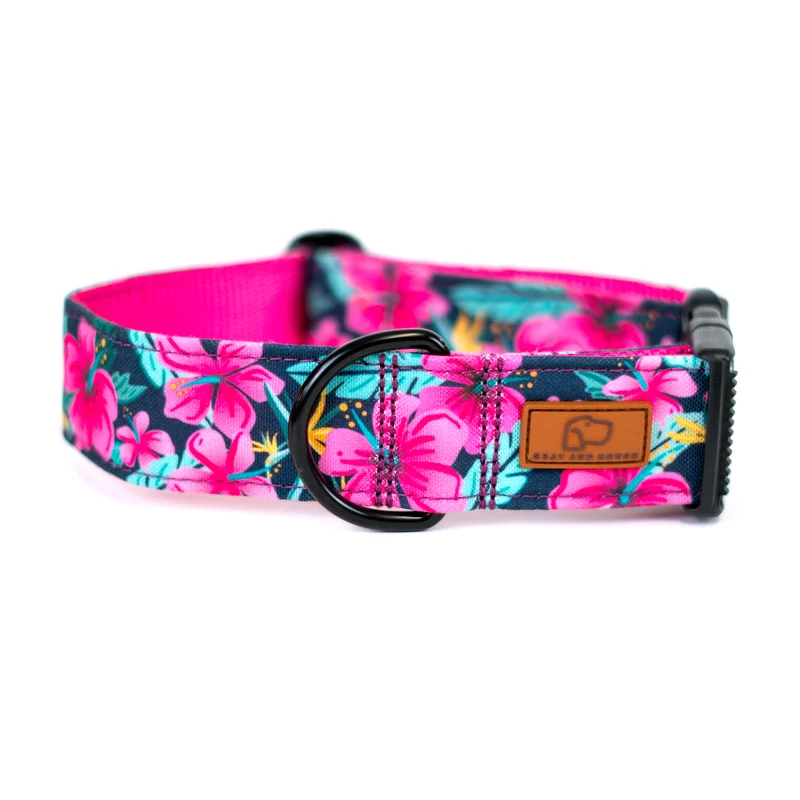 Hibiscus Floral Collar
