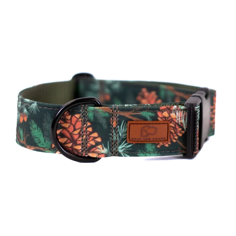 Forest Green Pinecone Collar