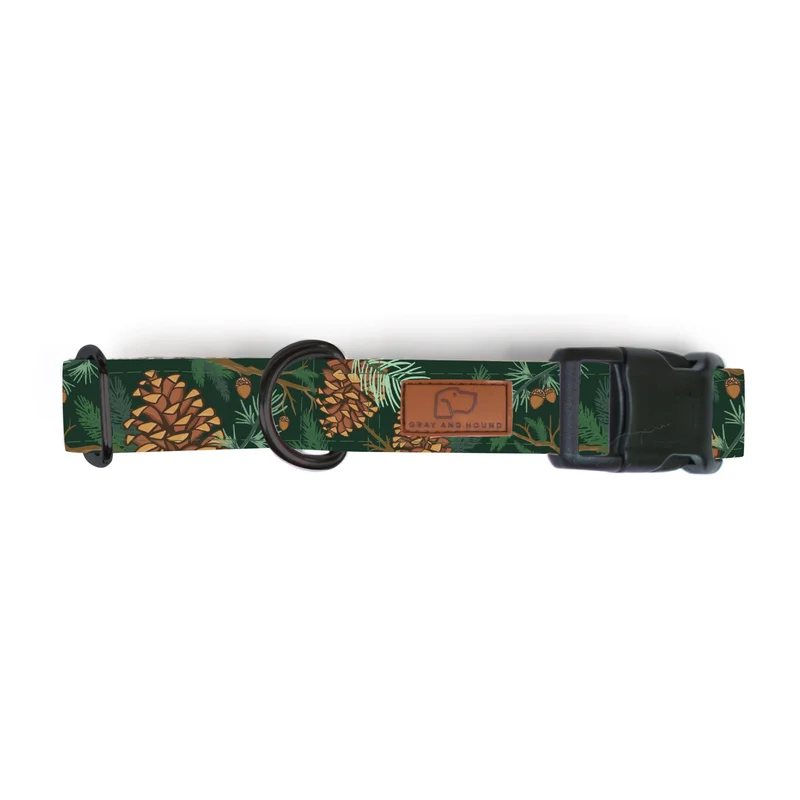 Forest Green Pinecone Collar