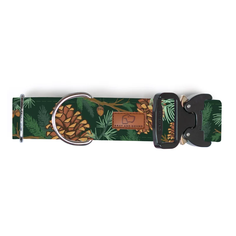 Forest Green Pinecone Collar