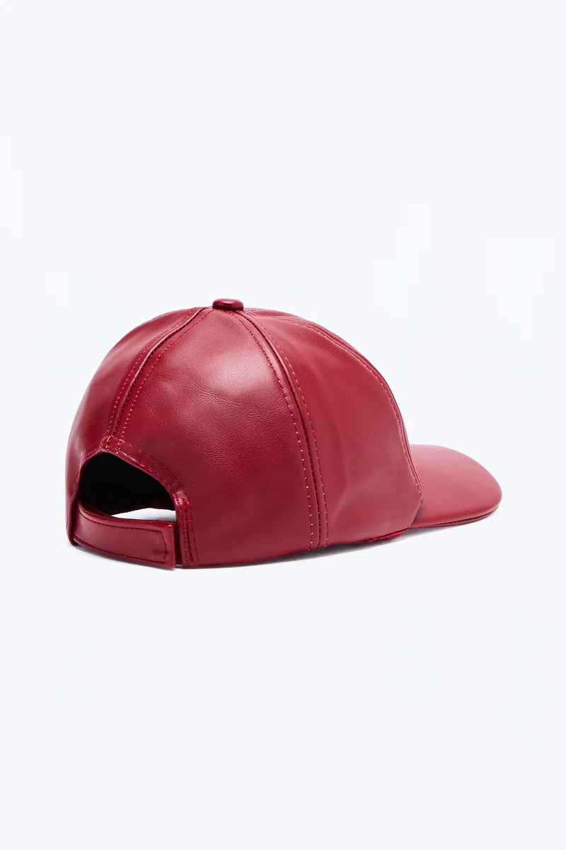 Go To Casual Baseball Hat - Burgundy