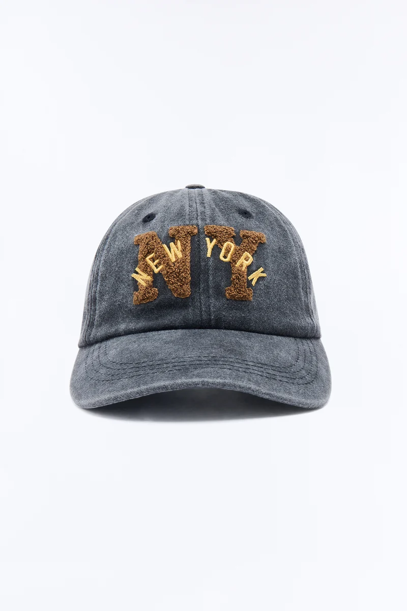 Fall Vibes In NY Baseball Hat - Black