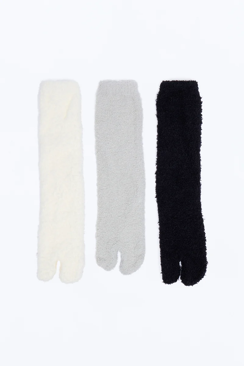 Soft Step 3 Pair Cozy Tabi Sock Set - Black/combo