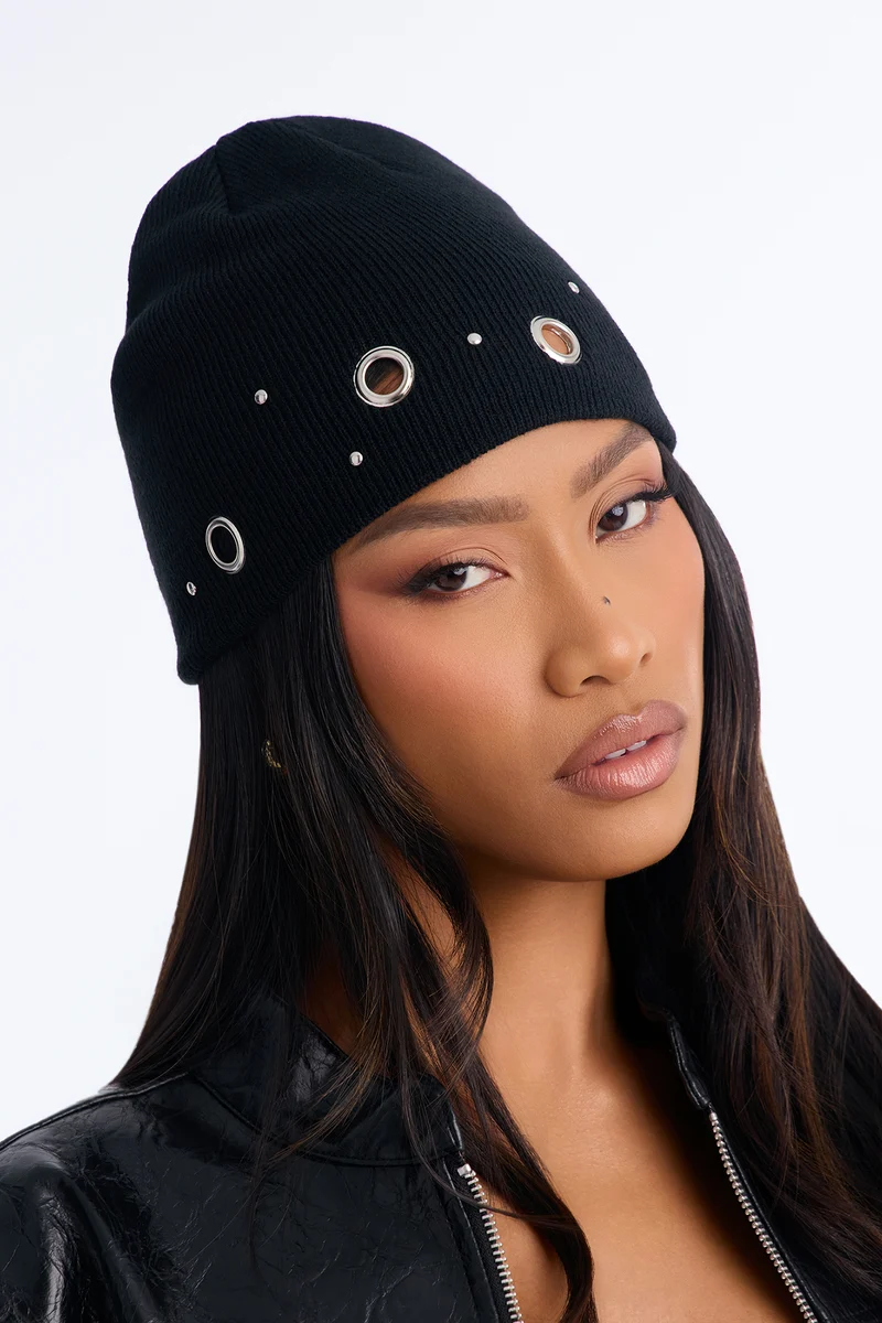 Edge Mode Studded Beanie - Black