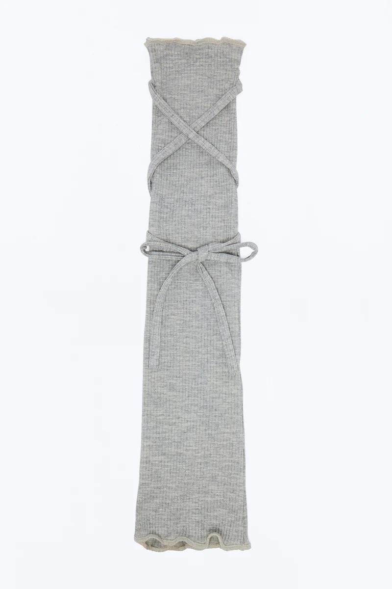 Currently Tied Up Legwarmer - Heather Grey