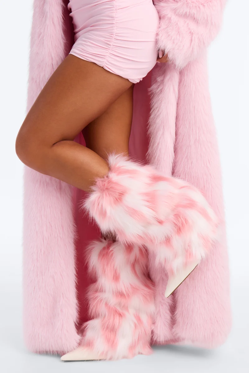 Powder Puff Leg Warmers - White/Pink