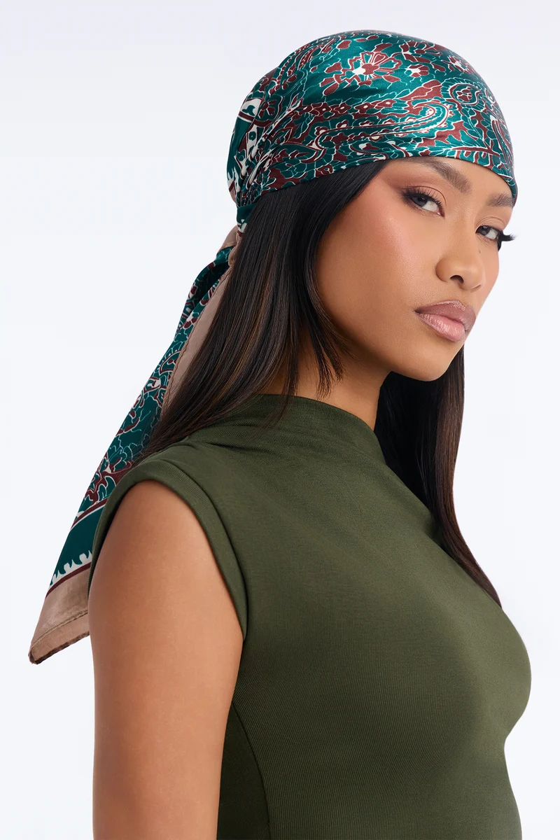 In Love With Paisley Head Scarf - Green/combo