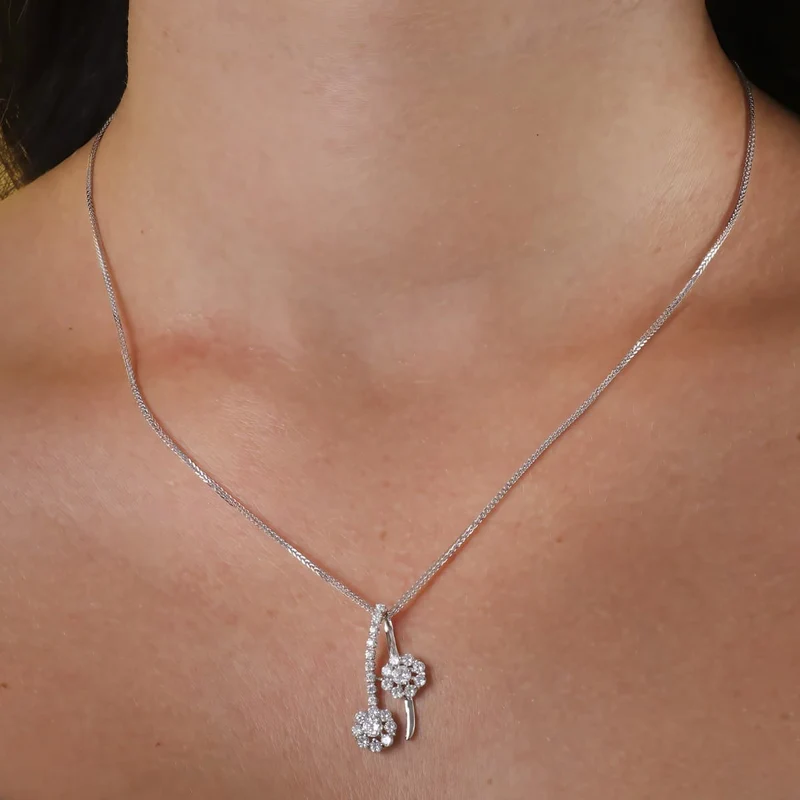 Collier or blanc 18 carats avec oxyde de zirconium – Azuline