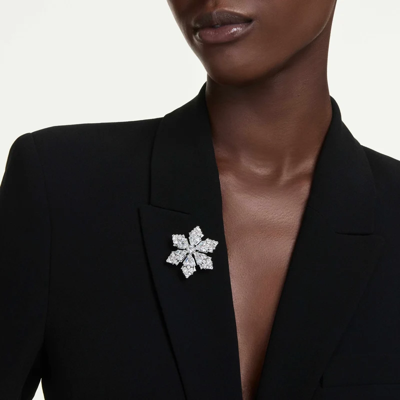 Pendentif et broche Swarovski - Idyllia - Flocon de neige - Tailles variées - Blanc & Argenté