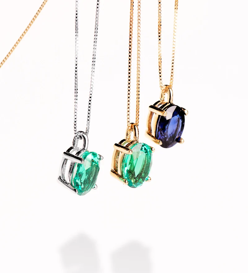 Pendentif avec saphir ovale – Or jaune 18 carats | Azuline