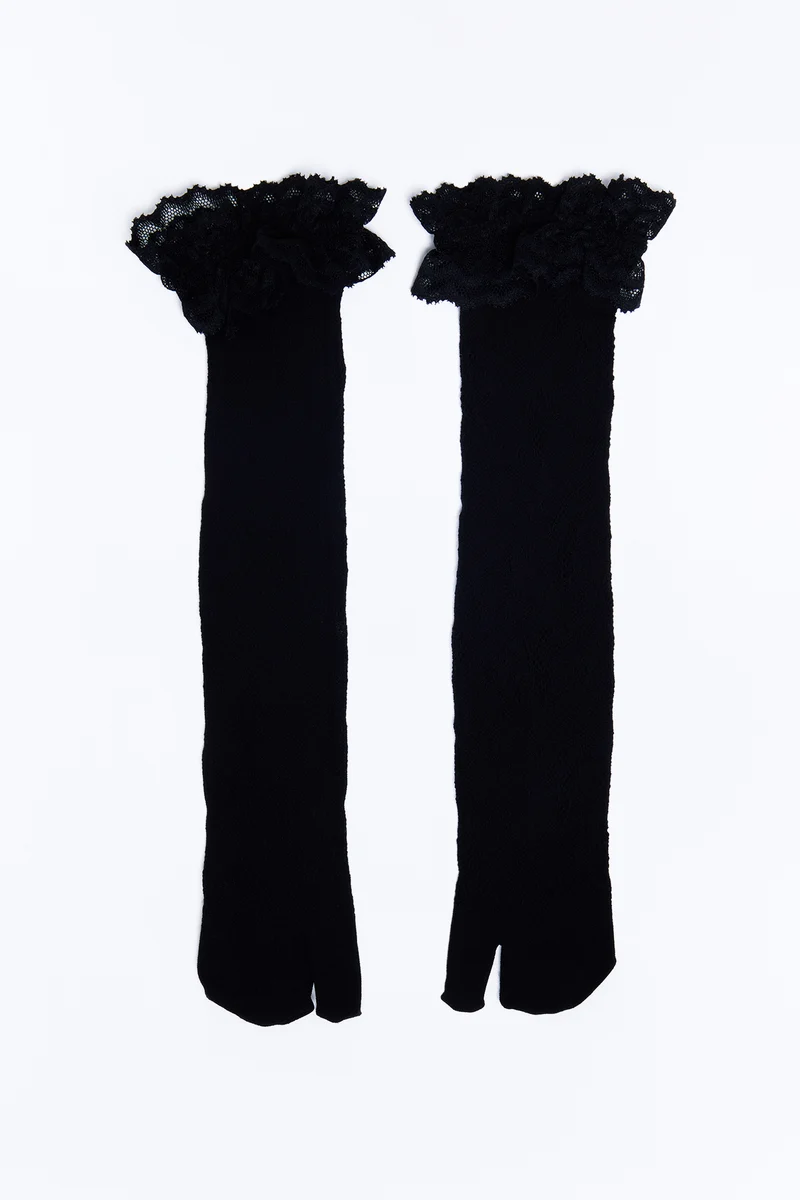 Tabi Lace Socks - Black