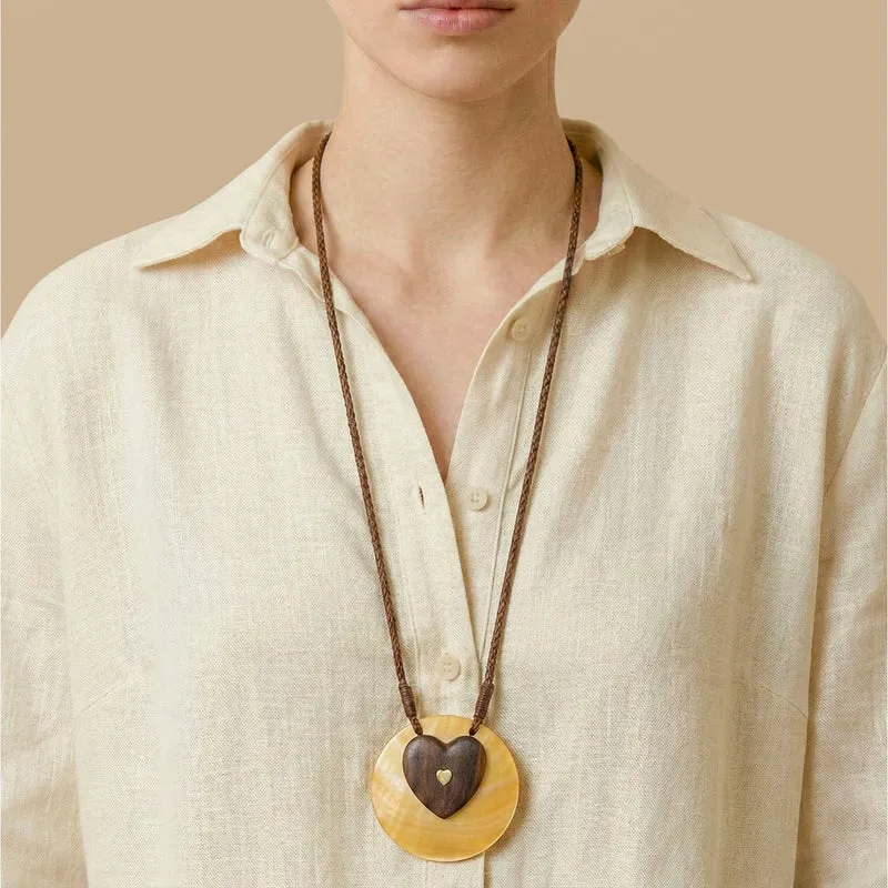 Collier Nature Bijoux Wild Heart Long Pendentif Nacre et Bois