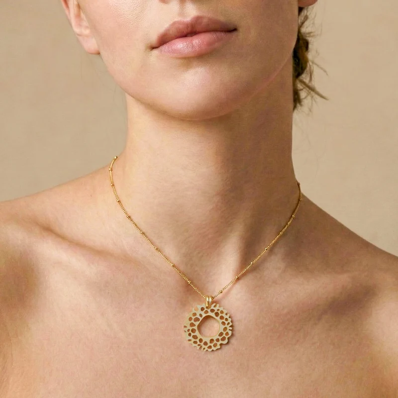 Collier Nature Bijoux Corallium Petit Pendentif Anneau Nacre Dorée