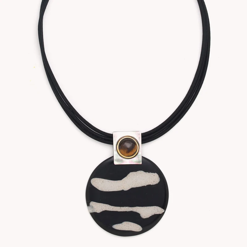 Collier Nature Bijoux Zebra Petit Pendentif Rond