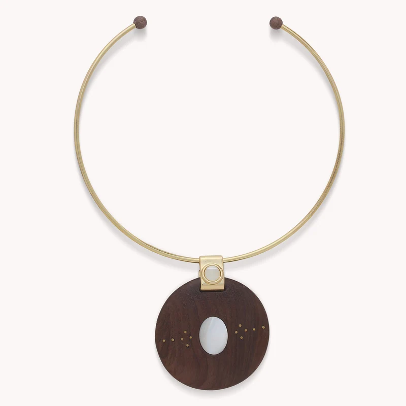 Collier Nature Bijoux Oman Torque Pendentif Rond Bois et Nacre