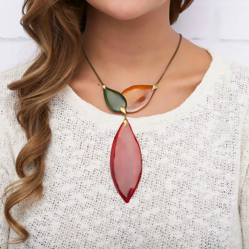 Collier Nature Bijoux Land Art En forme Y