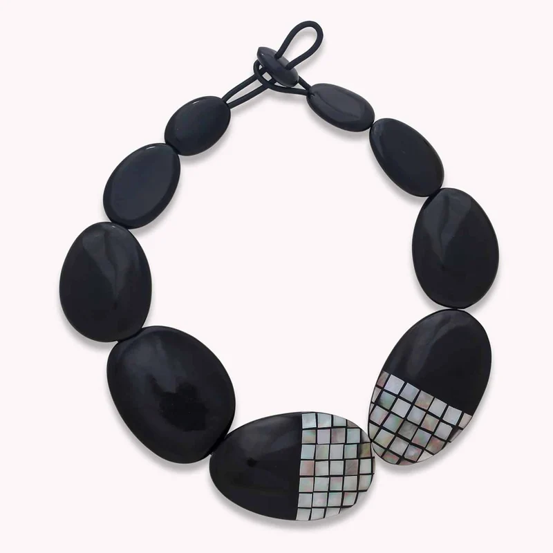 Collier Nature Bijoux Rivoli Plastron Galets de Nacre