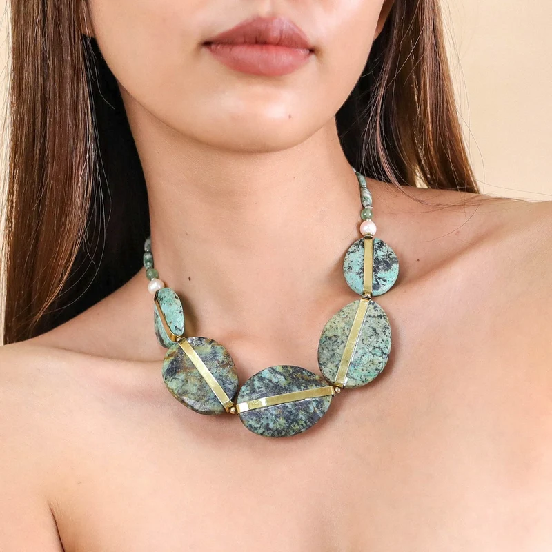 Collier Nature Bijoux Mara Plastron 5 Perles Turquoise Africaine