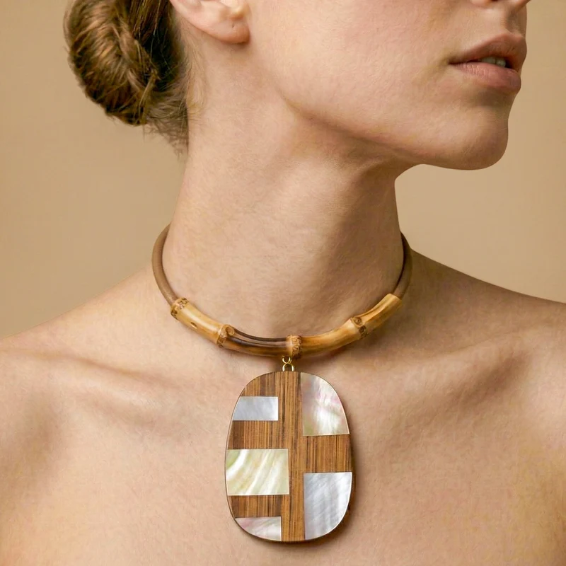 Collier Nature Bijoux Kamakura Gros pendentif bambou et nacre