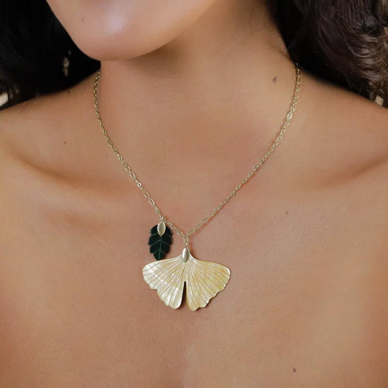 Collier Nature Bijoux Son Jardin Pendentif Feuille de Ginkgo