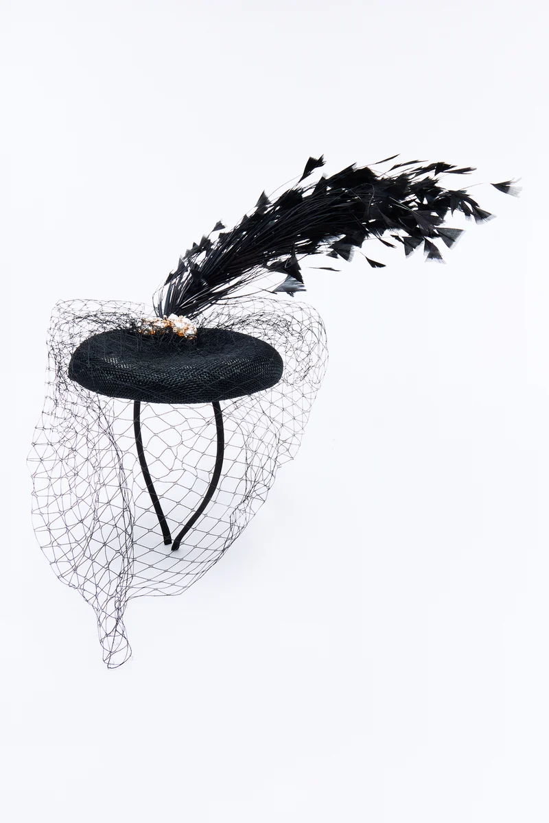 Grand Entrance Fascinator - Black