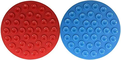 Tysons Pet Treats - 2 almohadillas de limpieza para perros, para baño y aseo lento, dispositivo de distracción, potentes ventosas en la parte posterior, para entrenamiento, simplemente añade mantequilla de maní (rojo y azul)