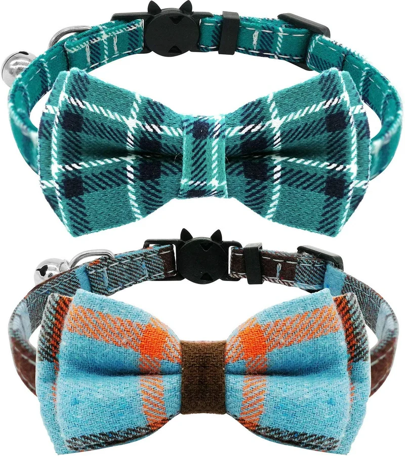 KUDES - Juego de 2 collares para gato con pajarita y campana para gatitos y algunos cachorros, ajustable de 7.8 a 10.5 pulgadas