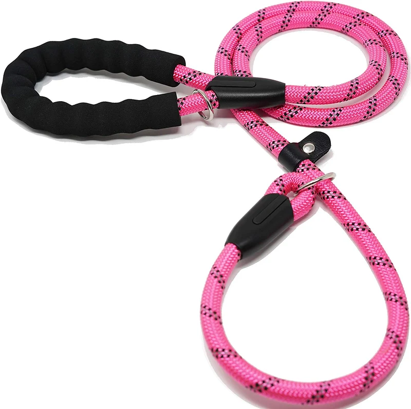 iYoShop - Correa de entrenamiento para perro de 5.9 ft, extremadamente duradera, con asa acolchada cómoda y hilos altamente reflectantes, correa deslizante de calidad para perros pequeños, medianos y grandes, color negro, mediano y grande (6 pies)