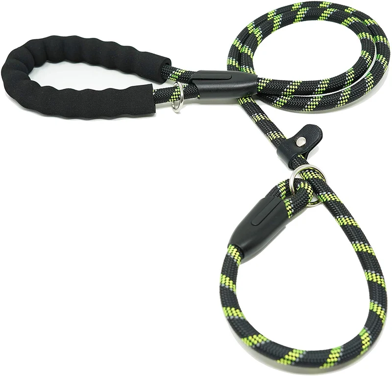 iYoShop - Correa de entrenamiento para perro de 5.9 ft, extremadamente duradera, con asa acolchada cómoda y hilos altamente reflectantes, correa deslizante de calidad para perros pequeños, medianos y grandes, color negro, mediano y grande (6 pies)