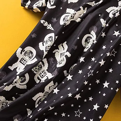 LovinPet Ropa para perro para Pitbull – Camisa de pijamas, perros grandes, ajuste delgado, ligero suéter de pijamas para perro, cobertura completa de pijamas para perro, espacio exterior con impresión de astronauta
