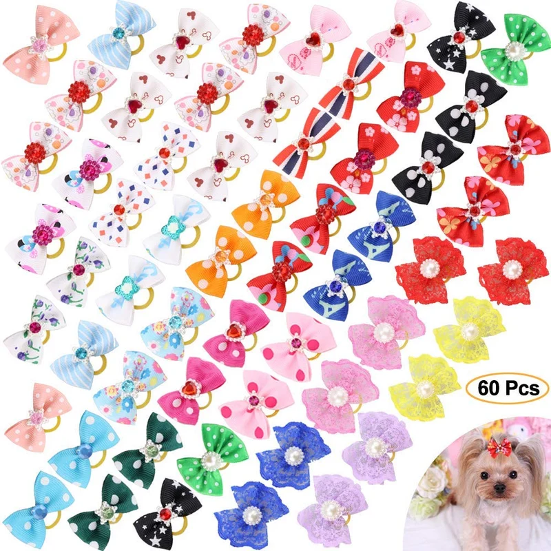 Comsmart 60 lazos para perro, 30 pares de lazos para el pelo de perro Yorkie con bandas de goma y perlas de diamantes de imitación y tela de encaje hecha a mano, lindos accesorios para el aseo de mascotas pequeñas