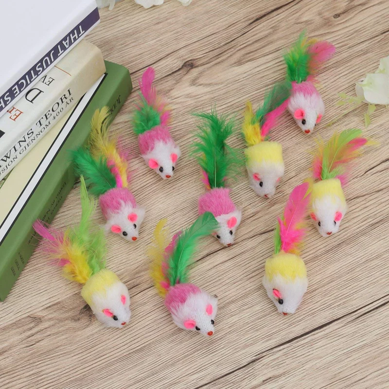ueetek 10 pcs Pet peludos juguetes ratones Cat Toy Mouse Cat Catcher con colas de pluma (Color al azar)