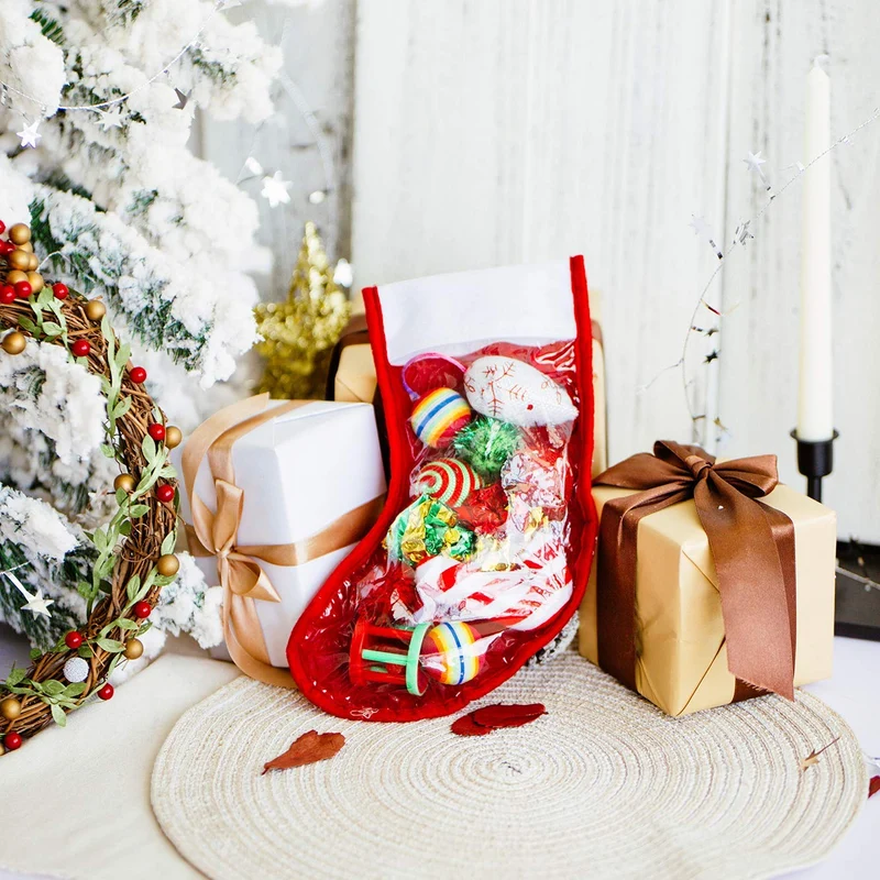 Highland Farms Set de regalo de Navidad para gatos – Relleno de juguete para gatos – Pack de 12 paquetes de juguetes para cesta de fiesta