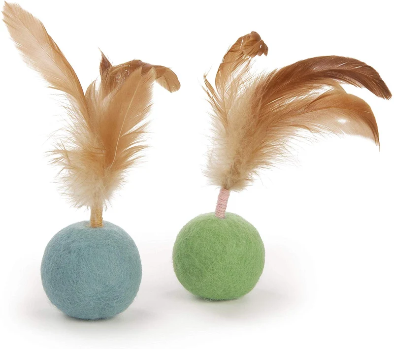 SmartyKat Felty - Juego de 2 pelotas de fieltro de lana y plumas para gatos