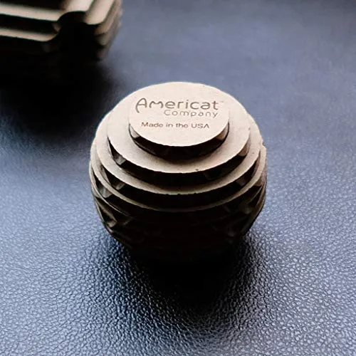 Americat Company Set de 3 Juguetes de pelota de gato en Estados Unidos - Ejercicio, Caza, Chase, Fetch, Bat - Pelotas de oblea para juegos independientes e interactivos