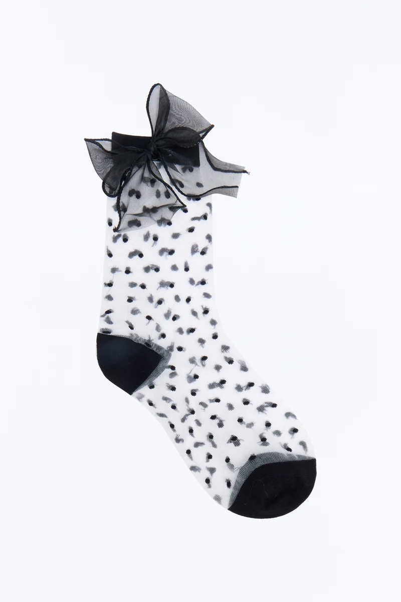 Angel's Kiss Sheer Crew Socks - Black