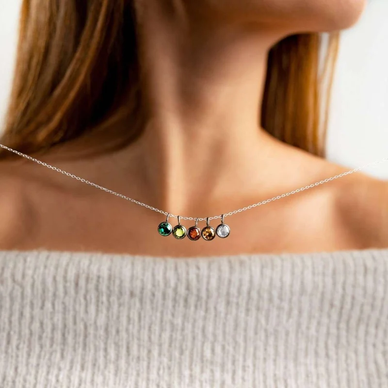 Collar Colores del año