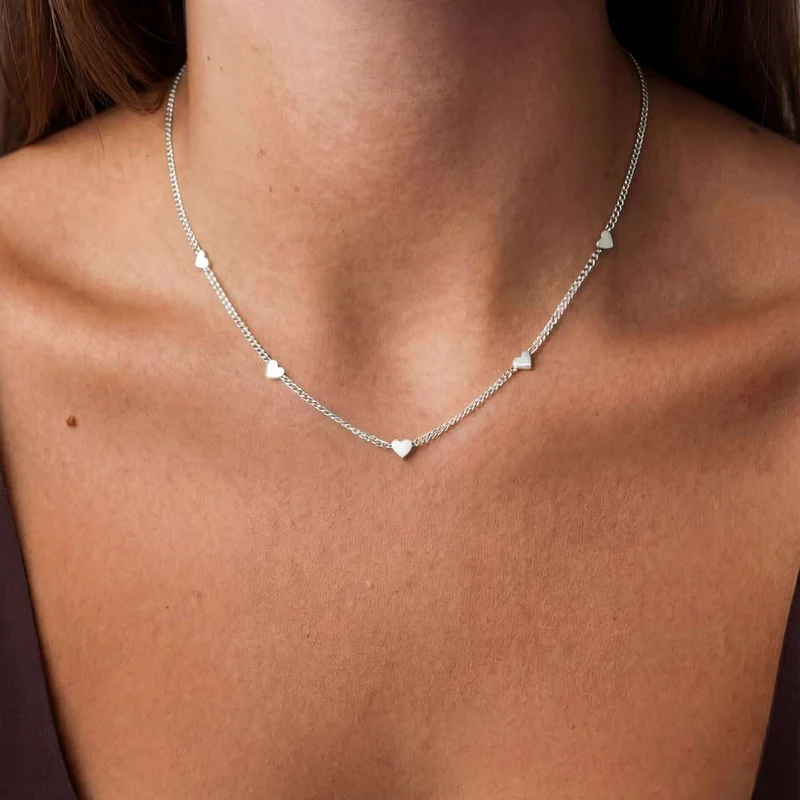 Collar Corazoncitos