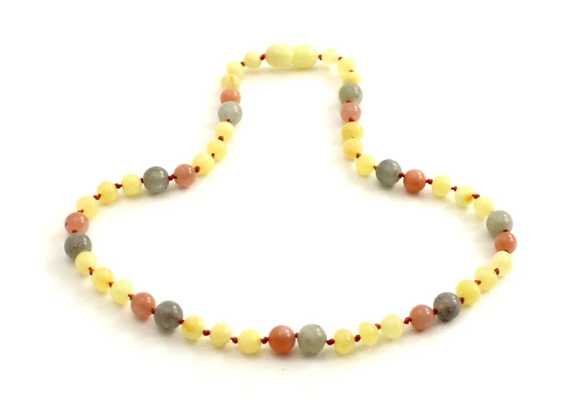 Collar de ámbar lechoso, labradorita y piedra solar rosa