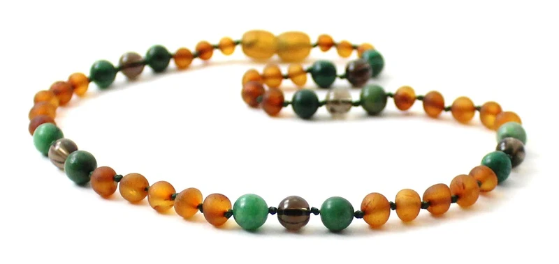 Collar de ámbar coñac sin pulir, jade y cuarzo