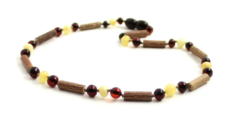 Collar de dentición NBBP-H6 con ámbar pulido y avellana