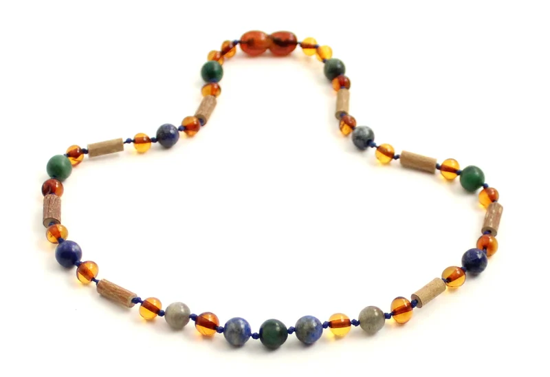 NBBP-H3 Collar con avellana, piedras preciosas y coñac ámbar